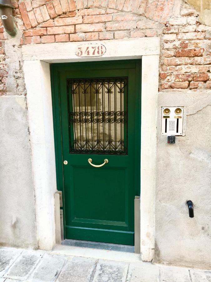 Venice Mirrors Eksteriør billede
